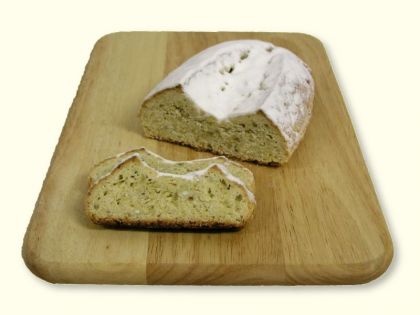 Mandelstollen, 1000 g, angeschnitten