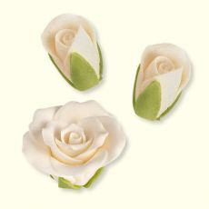 Weiße Rosen & -knospen mit grünen Kelchblättern aus Marzipan :: Mittel - Durchmesser: ~ø 40 mm, ArtikelNr: 2374. Klein - Durchmesser: ~30 x 17 mm, ArtikelNr: 2380